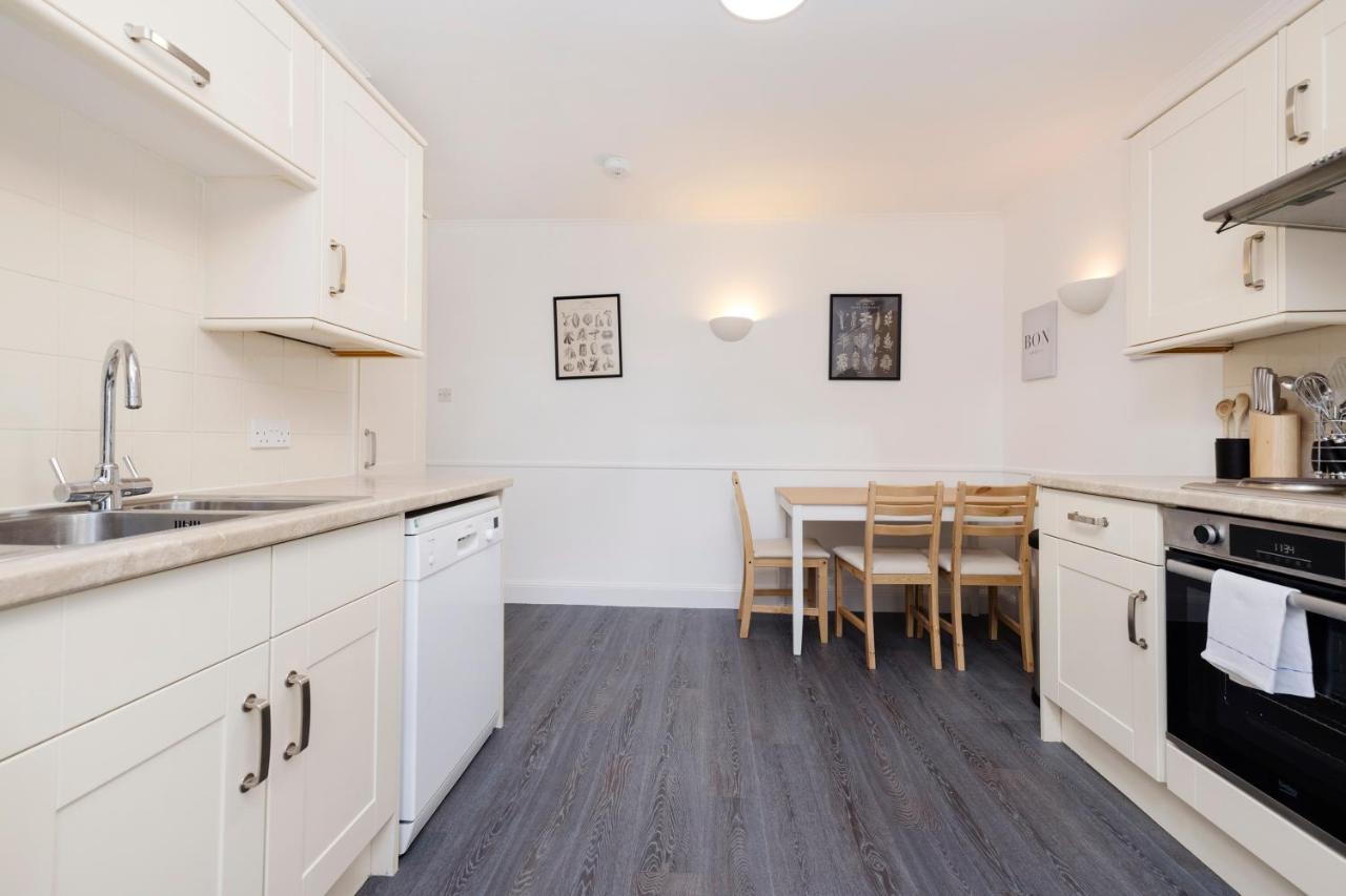 Appartement Joivy Beautiful Mews Near Princes Street *